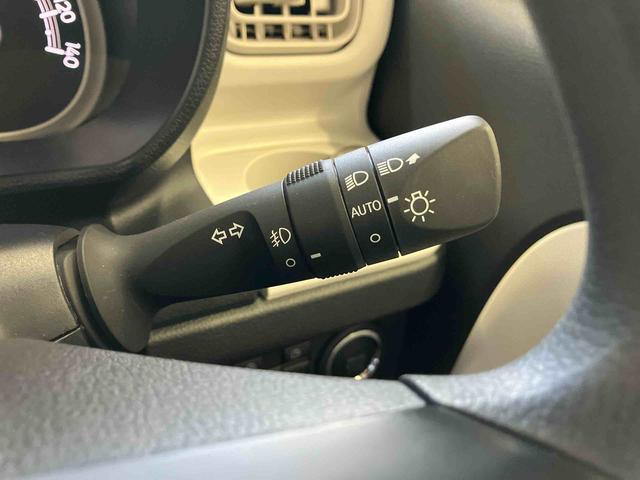 ムーヴキャンバスストライプスＧスマートアシスト搭載　バックカメラ付き　後席両側電動スライドドア　オートエアコン　オートライト　キーフリー　アイドリングストップ　ＡＢＳ　電動ドアミラー（熊本県）の中古車