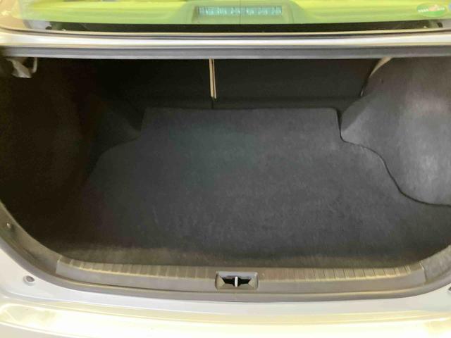 プレミオ１．５Ｆ　ＥＸパッケージバックカメラ付き　オートエアコン　オートライト　キーフリー　電動ドアミラー（熊本県）の中古車