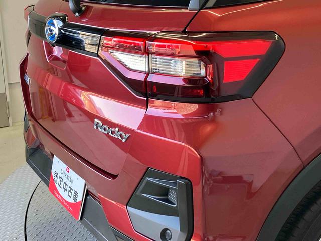 ロッキーX HEVスマートアシスト搭載 バックカメラ付き オートエアコン オートライト キーフリー 電動ドアミラー(熊本県)の中古車