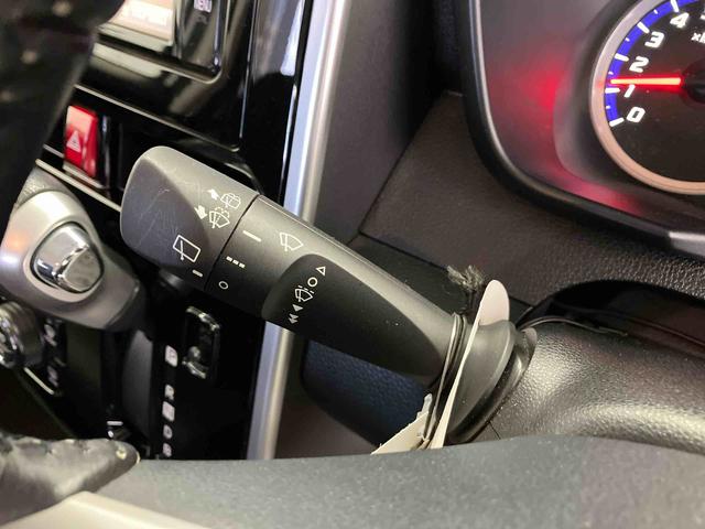 タンクカスタムＧ−Ｔスマートアシスト搭載　後席両側スライドドア（片側電動）　バックカメラ付き　オートエアコン　オートライト　キーフリー　アイドリングストップ　ＡＢＳ　電動ドアミラー（熊本県）の中古車