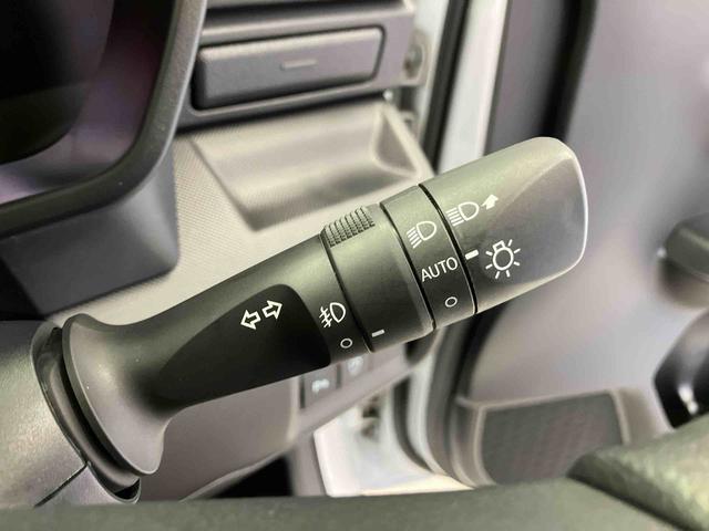 ロッキーＧスマートアシスト搭載　バックカメラ付き　オートエアコン　オートライト　キーフリー　アイドリングストップ　ＡＢＳ　電動ドアミラー（熊本県）の中古車