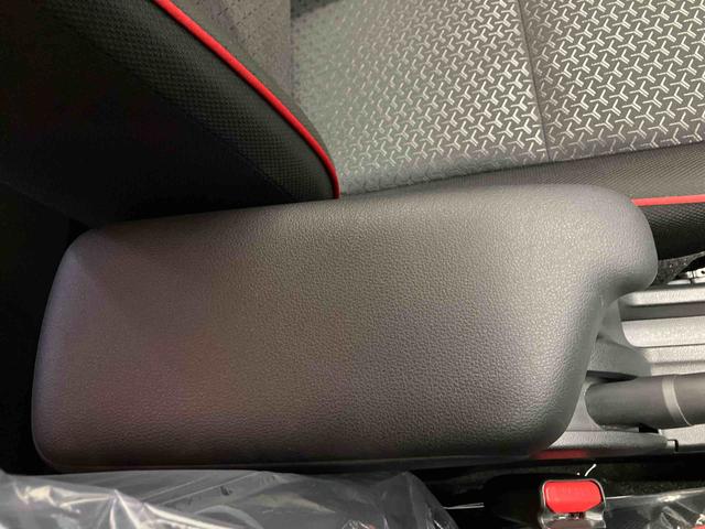 ロッキーＧスマートアシスト搭載　バックカメラ付き　オートエアコン　オートライト　キーフリー　アイドリングストップ　ＡＢＳ　電動ドアミラー（熊本県）の中古車