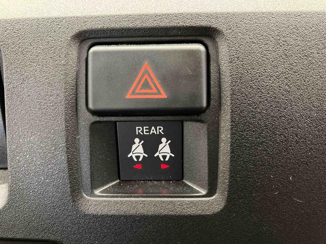 ハイゼットカーゴＤＸスマートアシスト搭載　後席両側スライドドア　オートライト　キーレスエントリー（熊本県）の中古車