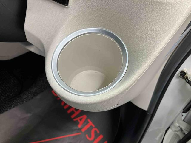 シエンタＧ後席両側電動スライドドア　バックカメラ付き　オートエアコン　オートライト　キーフリー（熊本県）の中古車