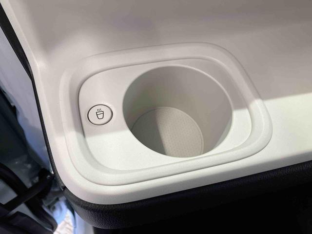 ムーヴキャンバスストライプスＧスマートアシスト搭載　バックカメラ付き　後席両側電動スライドドア　オートエアコン　オートライト　キーフリー　アイドリングストップ　ＡＢＳ　電動ドアミラー（熊本県）の中古車