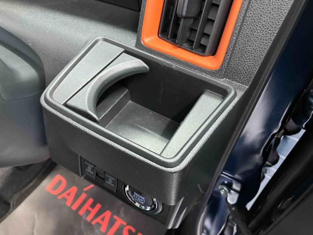 タントファンクロスターボスマートアシスト搭載　後席両側電動スライドドア　バックカメラ付き　オートエアコン　オートライト　キーフリー　アイドリングストップ　ＡＢＳ　電動ドアミラー（熊本県）の中古車