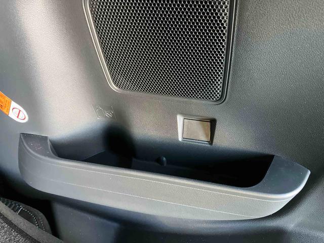 タントカスタムＸスマートアシスト搭載　後席両側電動スライドドア　バックカメラ付き　オートエアコン　オートライト　キーフリー　アイドリングストップ　ＡＢＳ　電動ドアミラー（熊本県）の中古車