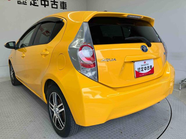 アクアSバックカメラ付き オートエアコン オートライト(熊本県)の中古車