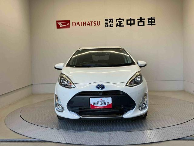 アクアSスタイルブラックバックカメラ付き オートエアコン オートライト キーフリー ABS 電動ドアミラー(熊本県)の中古車