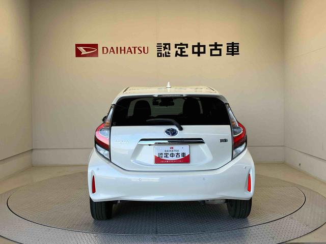 アクアSスタイルブラックバックカメラ付き オートエアコン オートライト キーフリー ABS 電動ドアミラー(熊本県)の中古車