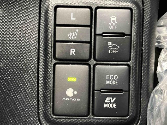 アクアSスタイルブラックバックカメラ付き オートエアコン オートライト キーフリー ABS 電動ドアミラー(熊本県)の中古車