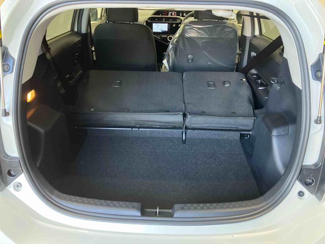 アクアSスタイルブラックバックカメラ付き オートエアコン オートライト キーフリー ABS 電動ドアミラー(熊本県)の中古車