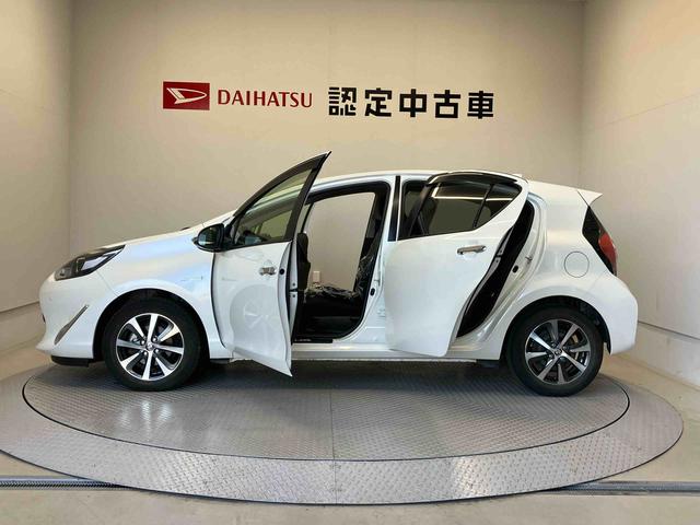 アクアSスタイルブラックバックカメラ付き オートエアコン オートライト キーフリー ABS 電動ドアミラー(熊本県)の中古車