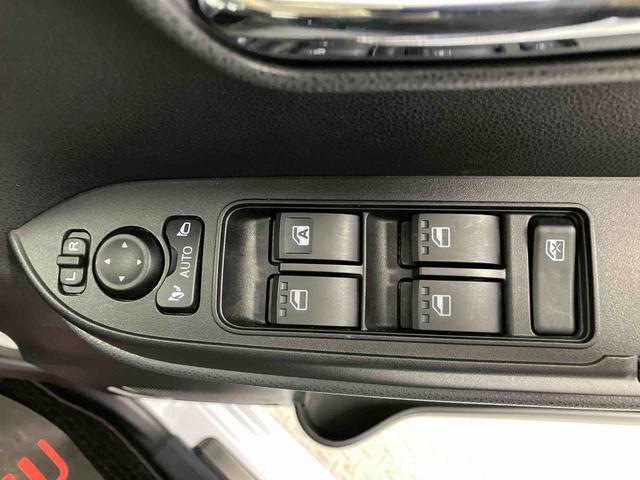 タントカスタムＸスマートアシスト搭載　後席両側電動スライドドア　バックカメラ付き　オートエアコン　オートライト　キーフリー　アイドリングストップ　ＡＢＳ　電動ドアミラー（熊本県）の中古車