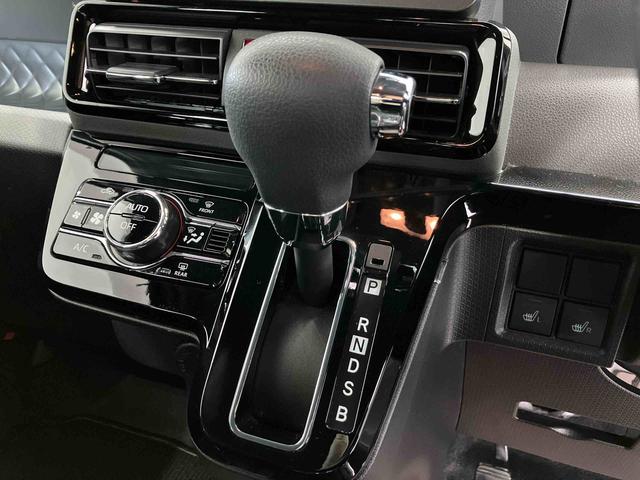 タントカスタムXセレクションスマートアシスト搭載 後席両側電動スライドドア パノラマモニター対応 オートエアコン オートライト キーフリー アイドリングストップ ABS 電動ドアミラー(熊本県)の中古車