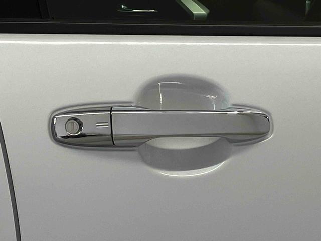 ロッキーＧスマートアシスト搭載　バックカメラ付き　オートエアコン　オートライト　キーフリー　アイドリングストップ　ＡＢＳ　電動ドアミラー（熊本県）の中古車