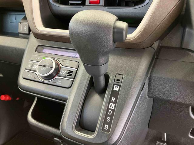 ムーヴＸスマートアシスト搭載　バックカメラ付き　後席両側スライドドア（片側電動）　オートエアコン　オートライト　キーフリー　アイドリングストップ　ＡＢＳ　電動ドアミラー（熊本県）の中古車