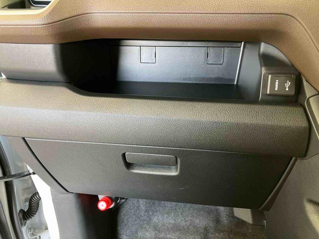 ムーヴＸスマートアシスト搭載　バックカメラ付き　後席両側スライドドア（片側電動）　オートエアコン　オートライト　キーフリー　アイドリングストップ　ＡＢＳ　電動ドアミラー（熊本県）の中古車