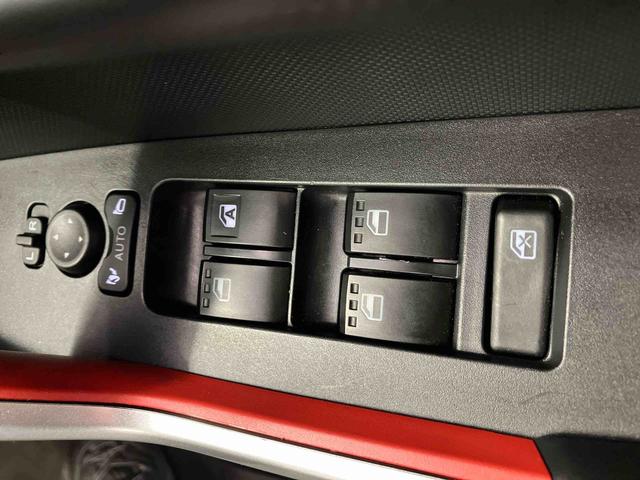 ロッキーX HEVスマートアシスト搭載 パノラマモニター対応 オートエアコン オートライト キーフリー アイドリングストップ ABS 電動ドアミラー(熊本県)の中古車