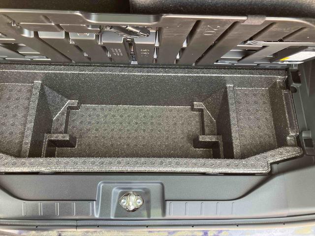 タントカスタムＸスマートアシスト搭載　後席両側電動スライドドア　バックカメラ付き　オートエアコン　オートライト　キーフリー　アイドリングストップ　ＡＢＳ　電動ドアミラー（熊本県）の中古車