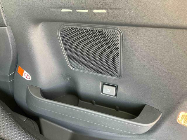 タントファンクロススマートアシスト搭載 後席両側電動スライドドア パノラマモニター対応 オートエアコン オートライト キーフリー アイドリングストップ ABS 電動ドアミラー(熊本県)の中古車