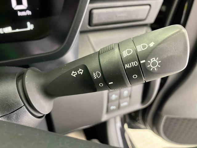 ロッキープレミアムＧ　ＨＥＶスマートアシスト搭載　ハイブリッド車　パノラマモニター対応　オートエアコン　オートライト　キーフリー　電動ドアミラー（熊本県）の中古車