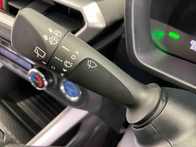 ロッキープレミアムＧ　ＨＥＶスマートアシスト搭載　ハイブリッド車　パノラマモニター対応　オートエアコン　オートライト　キーフリー　電動ドアミラー（熊本県）の中古車