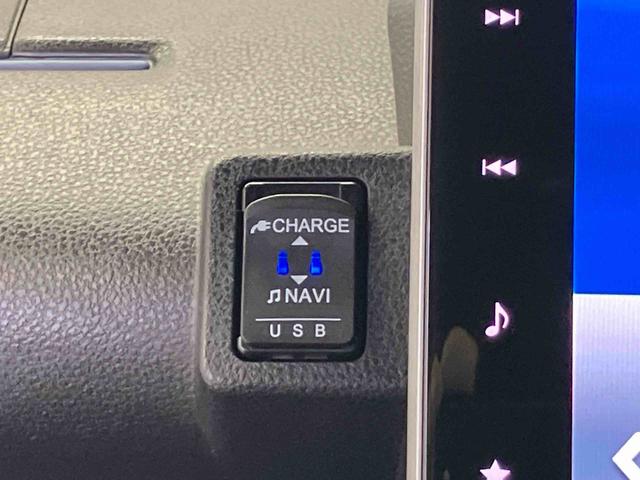 タントカスタムＲＳスマートアシスト搭載　後席両側電動スライドドア　バックカメラ付き　オートエアコン　オートライト　キーフリー　アイドリングストップ　ＡＢＳ　電動ドアミラー（熊本県）の中古車