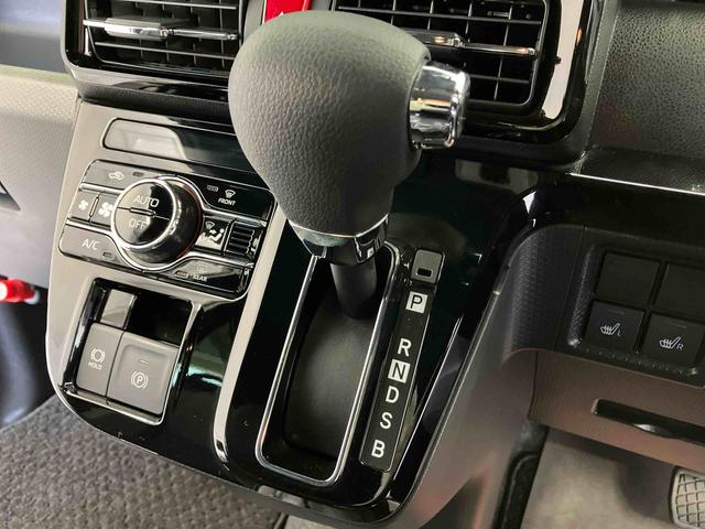 タントカスタムＸスマートアシスト搭載　後席両側電動スライドドア　バックカメラ付き　オートエアコン　オートライト　キーフリー　アイドリングストップ　ＡＢＳ　電動ドアミラー（熊本県）の中古車