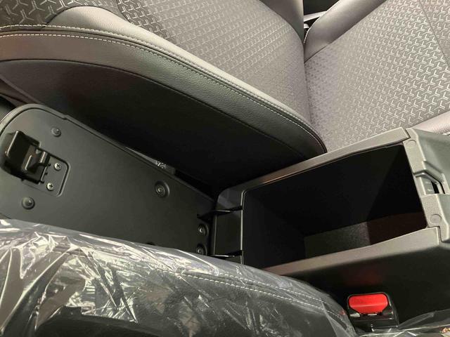 ロッキープレミアムＧ　ＨＥＶスマートアシスト搭載　バックカメラ付き　オートエアコン　オートライト　キーフリー　アイドリングストップ　ＡＢＳ　電動ドアミラー（熊本県）の中古車