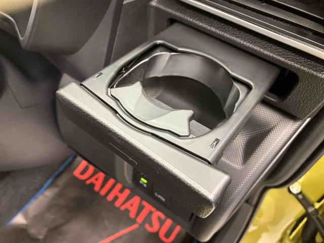 ロッキープレミアムＧ　ＨＥＶスマートアシスト搭載　バックカメラ付き　オートエアコン　オートライト　キーフリー　アイドリングストップ　ＡＢＳ　電動ドアミラー（熊本県）の中古車