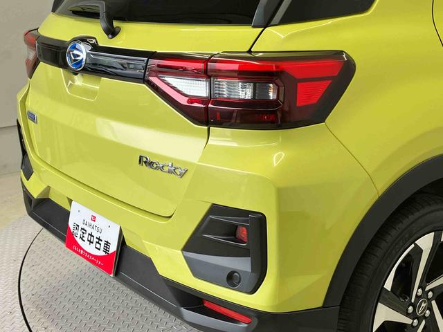 ロッキープレミアムＧ　ＨＥＶスマートアシスト搭載　バックカメラ付き　オートエアコン　オートライト　キーフリー　アイドリングストップ　ＡＢＳ　電動ドアミラー（熊本県）の中古車