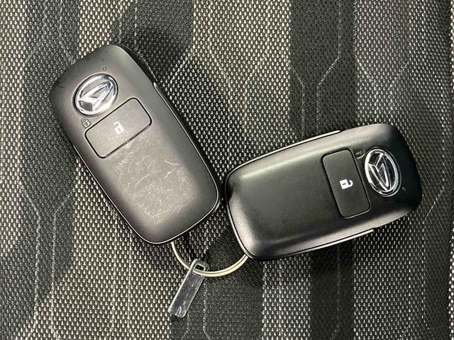 タフトＧ　ダーククロムベンチャースマートアシスト搭載　バックカメラ付き　オートエアコン　オートライト　キーフリー　アイドリングストップ　ＡＢＳ　電動ドアミラー（熊本県）の中古車