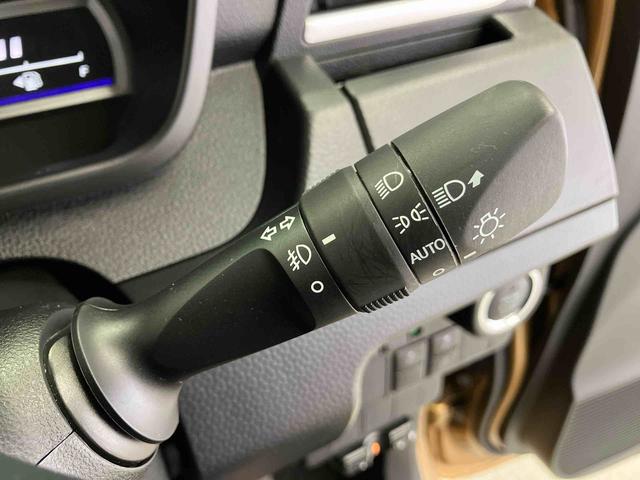 トールカスタムG ターボ SAIIスマートアシスト搭載 後席両側電動スライドドア バックカメラ付き オートエアコン オートライト キーフリー アイドリングストップ ABS 電動ドアミラー(熊本県)の中古車