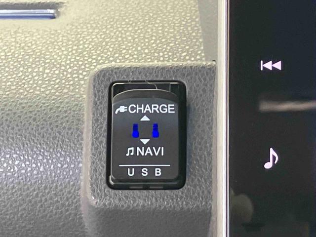 タントカスタムＸスマートアシスト搭載　後席両側電動スライドドア　バックカメラ付き　オートエアコン　オートライト　キーフリー　アイドリングストップ　ＡＢＳ　電動ドアミラー（熊本県）の中古車