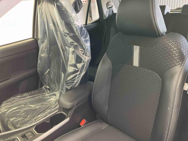 ロッキープレミアムＧ　ＨＥＶスマートアシスト搭載　ハイブリッド車　パノラマモニター対応　オートエアコン　オートライト　キーフリー　アイドリングストップ　ＡＢＳ　電動ドアミラー（熊本県）の中古車