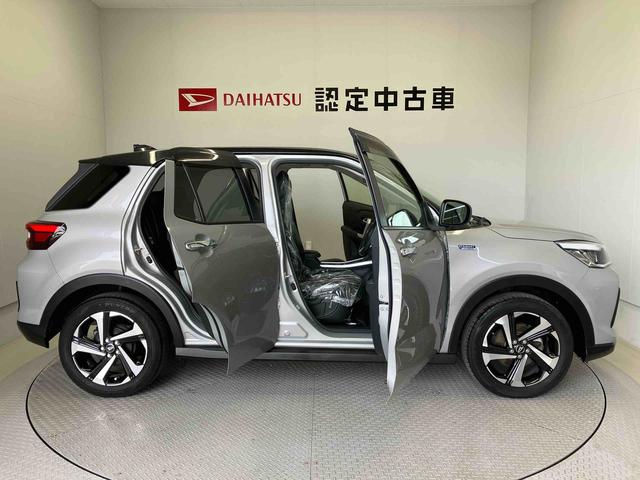 ロッキープレミアムＧ　ＨＥＶスマートアシスト搭載　ハイブリッド車　パノラマモニター対応　オートエアコン　オートライト　キーフリー　アイドリングストップ　ＡＢＳ　電動ドアミラー（熊本県）の中古車