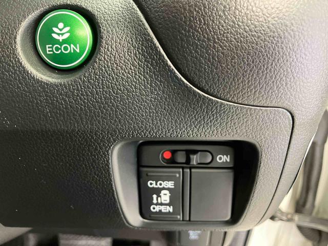 Ｎ−ＢＯＸカスタムＧ・Ｌパッケージ後席両側スライドドア　オートライト　オートエアコン　キーフリー（熊本県）の中古車