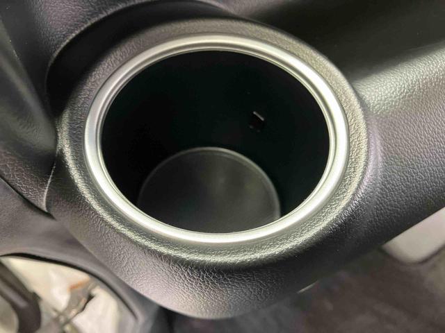 Ｎ−ＢＯＸカスタムＧ・Ｌパッケージ後席両側スライドドア　オートライト　オートエアコン　キーフリー（熊本県）の中古車