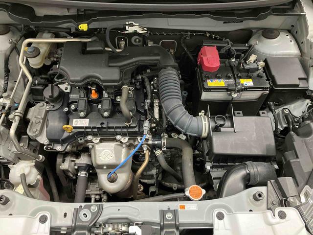 ロッキープレミアムＧスマートアシスト搭載　バックカメラ付き　オートエアコン　オートライト　キーフリー　アイドリングストップ　ＡＢＳ　電動ドアミラー（熊本県）の中古車