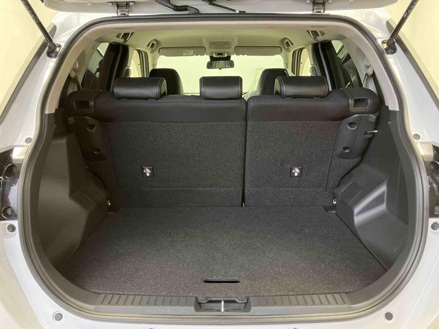 ロッキープレミアムＧスマートアシスト搭載　バックカメラ付き　オートエアコン　オートライト　キーフリー　アイドリングストップ　ＡＢＳ　電動ドアミラー（熊本県）の中古車