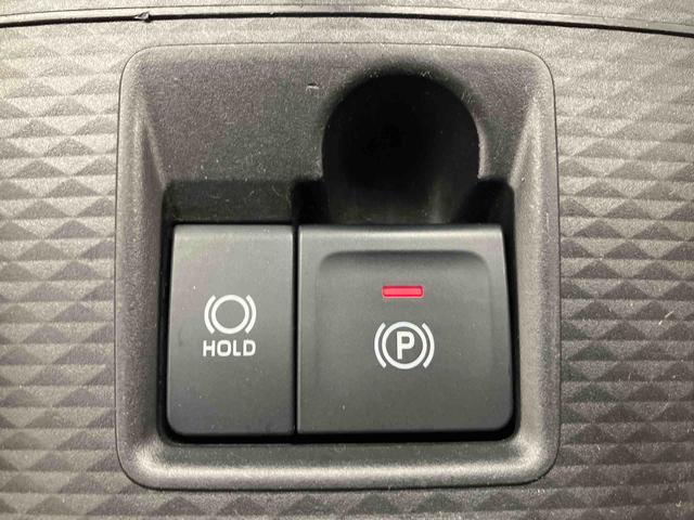 ロッキープレミアムＧスマートアシスト搭載　バックカメラ付き　オートエアコン　オートライト　キーフリー　アイドリングストップ　ＡＢＳ　電動ドアミラー（熊本県）の中古車