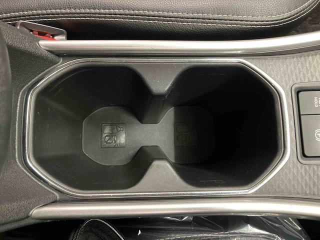 ロッキープレミアムＧスマートアシスト搭載　バックカメラ付き　オートエアコン　オートライト　キーフリー　アイドリングストップ　ＡＢＳ　電動ドアミラー（熊本県）の中古車