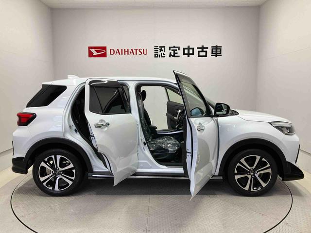 ロッキープレミアムＧスマートアシスト搭載　バックカメラ付き　オートエアコン　オートライト　キーフリー　アイドリングストップ　ＡＢＳ　電動ドアミラー（熊本県）の中古車