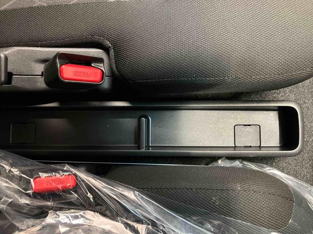 アトレーＲＳスマートアシスト搭載　後席両側電動スライドドア　バックカメラ付き　オートエアコン　オートライト　キーフリー　アイドリングストップ　ＡＢＳ　電動ドアミラー（熊本県）の中古車