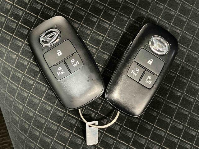 タントカスタムＸスマートアシスト搭載　後席両側電動スライドドア　バックカメラ付き　オートエアコン　オートライト　キーフリー　アイドリングストップ　ＡＢＳ　電動ドアミラー（熊本県）の中古車