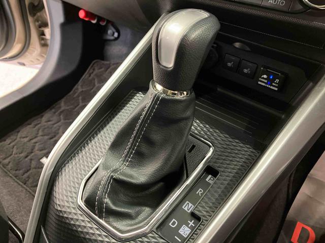 ロッキープレミアムスマートアシスト搭載　バックカメラ付き　オートエアコン　オートライト　キーフリー　アイドリングストップ　ＡＢＳ　電動ドアミラー（熊本県）の中古車