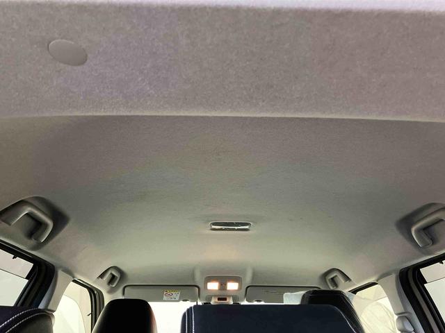 ロッキープレミアムスマートアシスト搭載　バックカメラ付き　オートエアコン　オートライト　キーフリー　アイドリングストップ　ＡＢＳ　電動ドアミラー（熊本県）の中古車