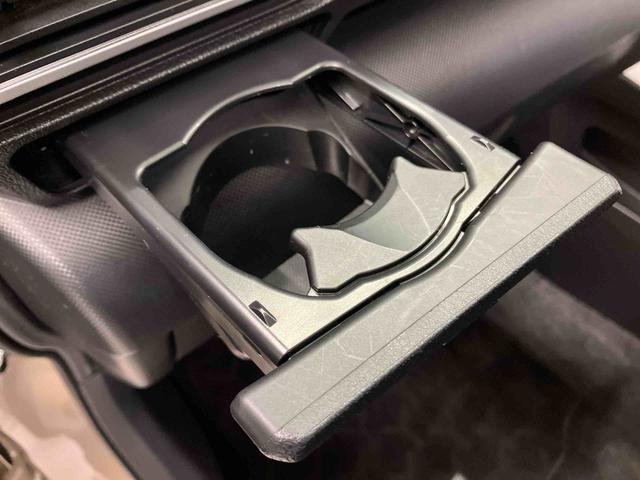 ロッキープレミアムスマートアシスト搭載　バックカメラ付き　オートエアコン　オートライト　キーフリー　アイドリングストップ　ＡＢＳ　電動ドアミラー（熊本県）の中古車