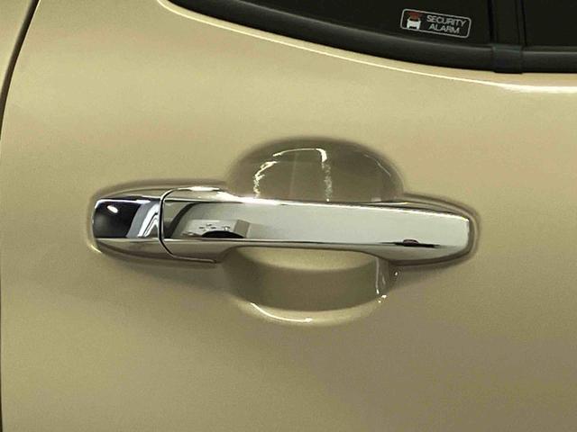 ロッキープレミアムスマートアシスト搭載　バックカメラ付き　オートエアコン　オートライト　キーフリー　アイドリングストップ　ＡＢＳ　電動ドアミラー（熊本県）の中古車